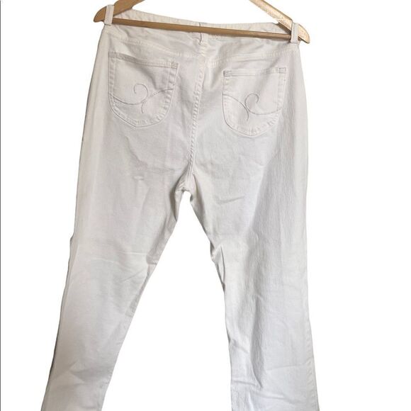 Additions by Chico’s White Jeans Size 1.5R/10 - Picture 4 of 5